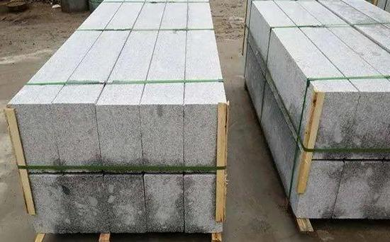 最新芝麻灰花崗巖路沿石報價,路沿石一般多少錢一米